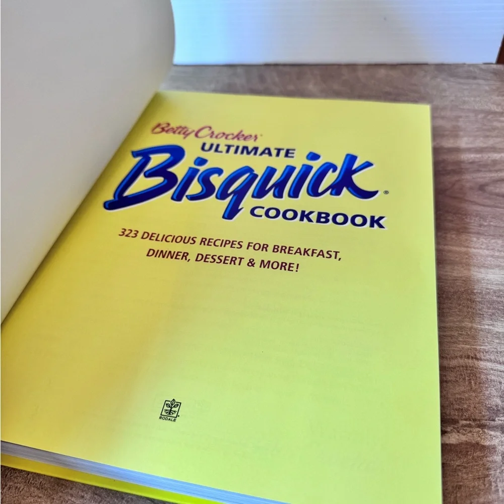Betty Crocker Ultimate Bisquick Cookbook 323 Delicious Recipes for Breakfast ..